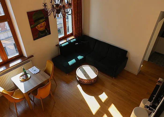 Bc7 Apartments